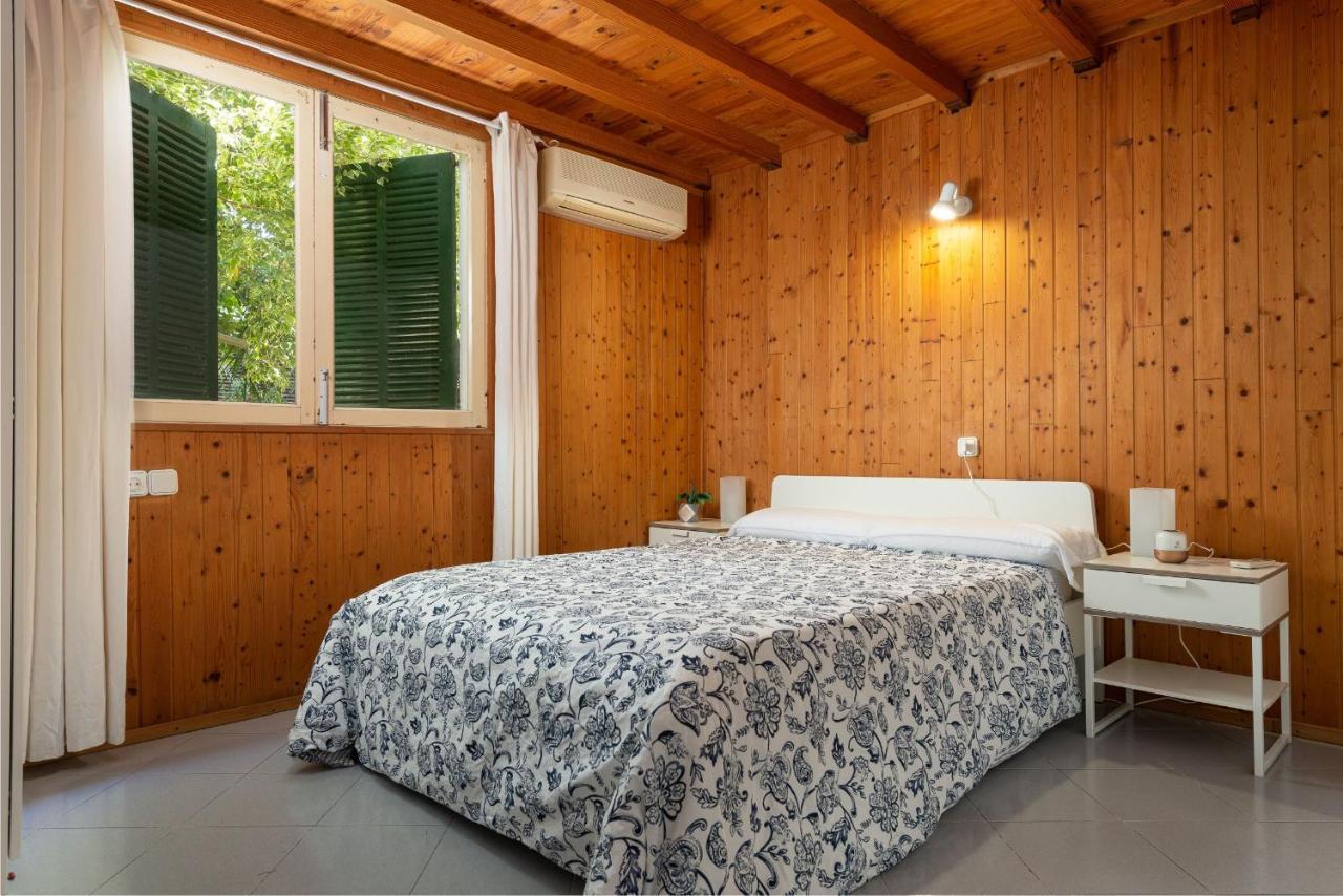 0 m² dengan 4 bilik tidur dan 2 bilik mandi peribadi di Alcudia Luaran gambar