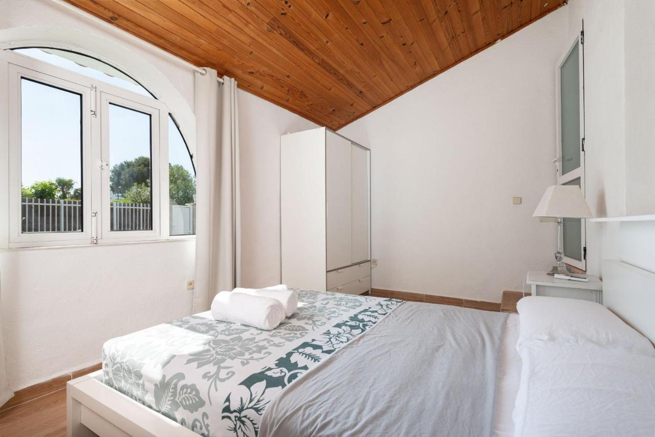 0 m² dengan 4 bilik tidur dan 2 bilik mandi peribadi di Alcudia Luaran gambar